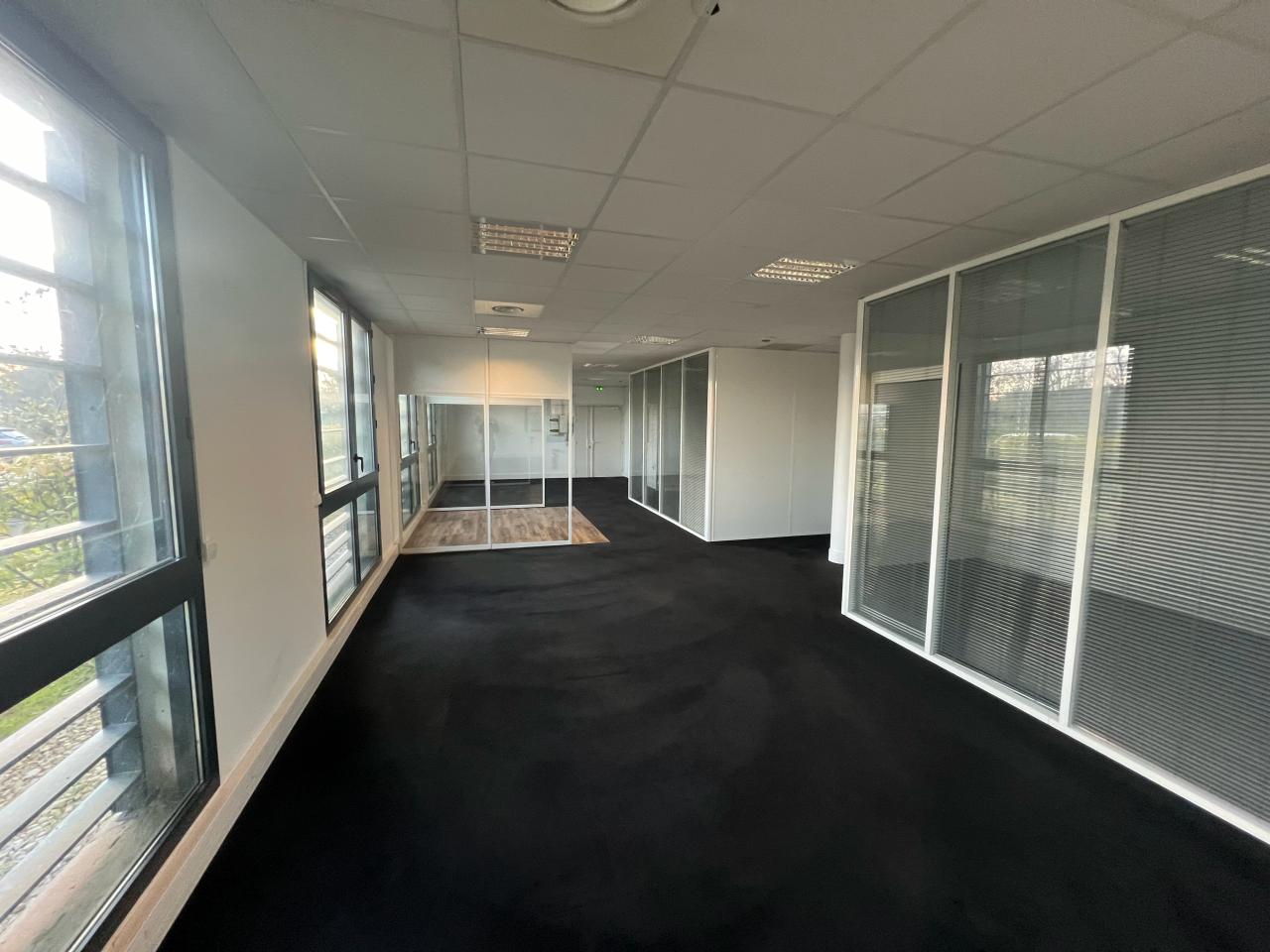 Location bureau Aix-en-Provence Bouches-du-Rhône OLBUR2531599 30