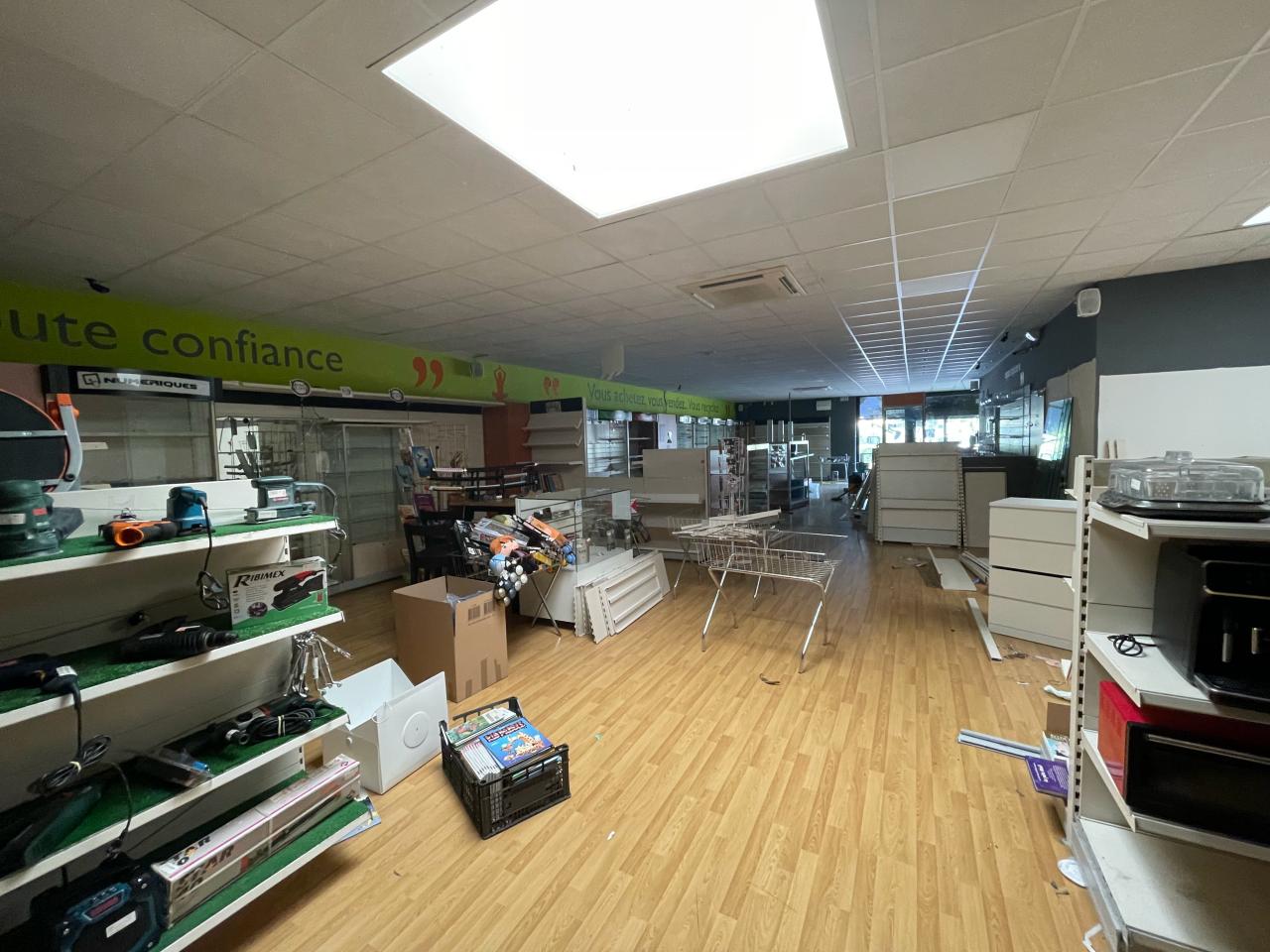 Location commerce Saint-Mitre-les-Remparts Bouches-du-Rhône OLCOM2425408 2