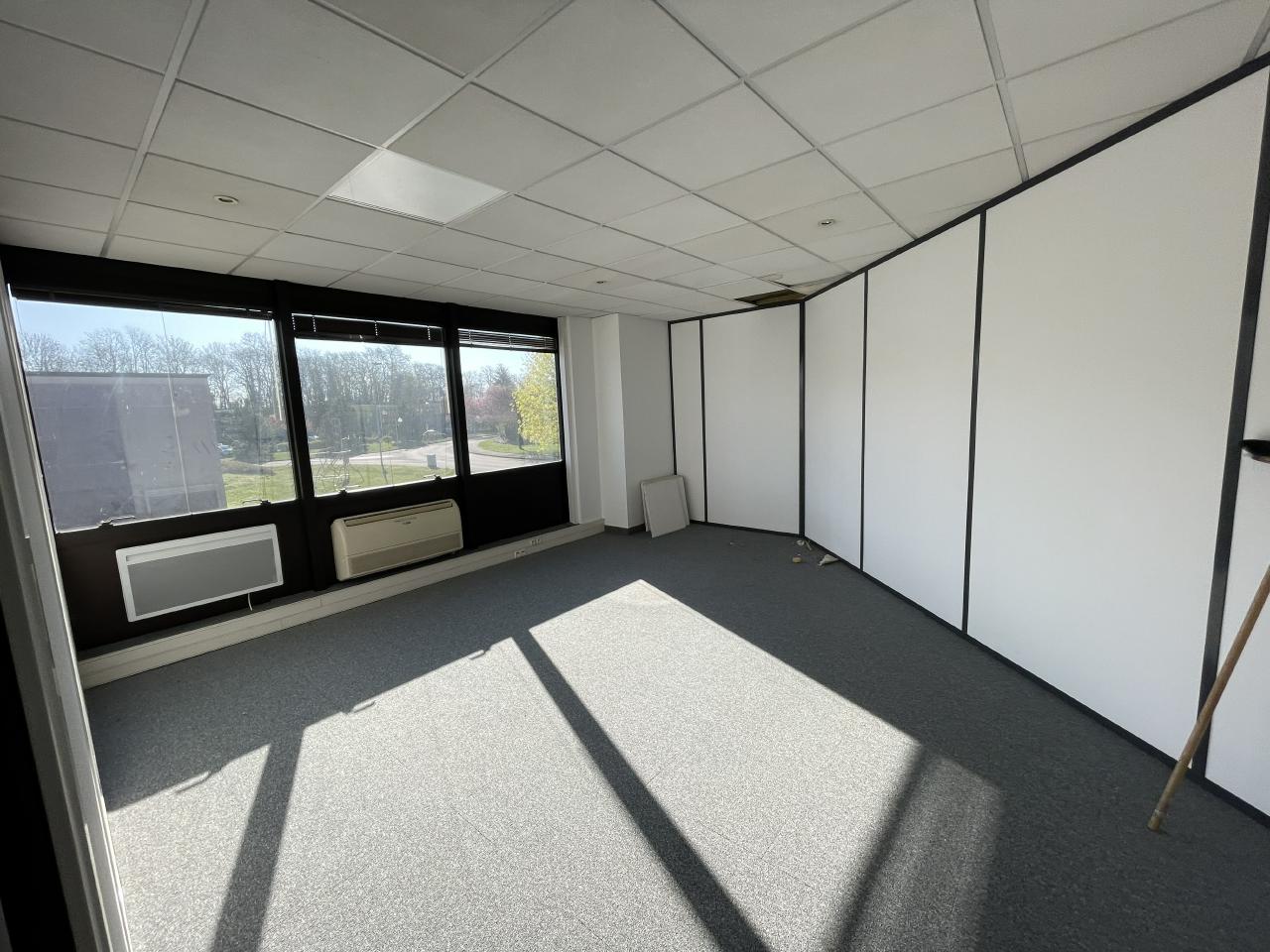 Location bureau Oberhausbergen Bas-Rhin OLBUR2110867 10