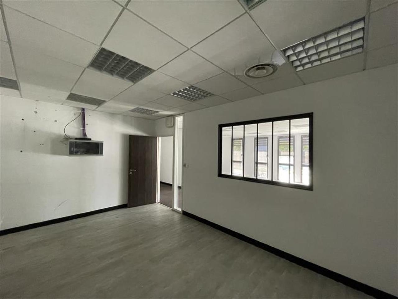 Location bureau Montpellier Hérault OLBUR2425778 9