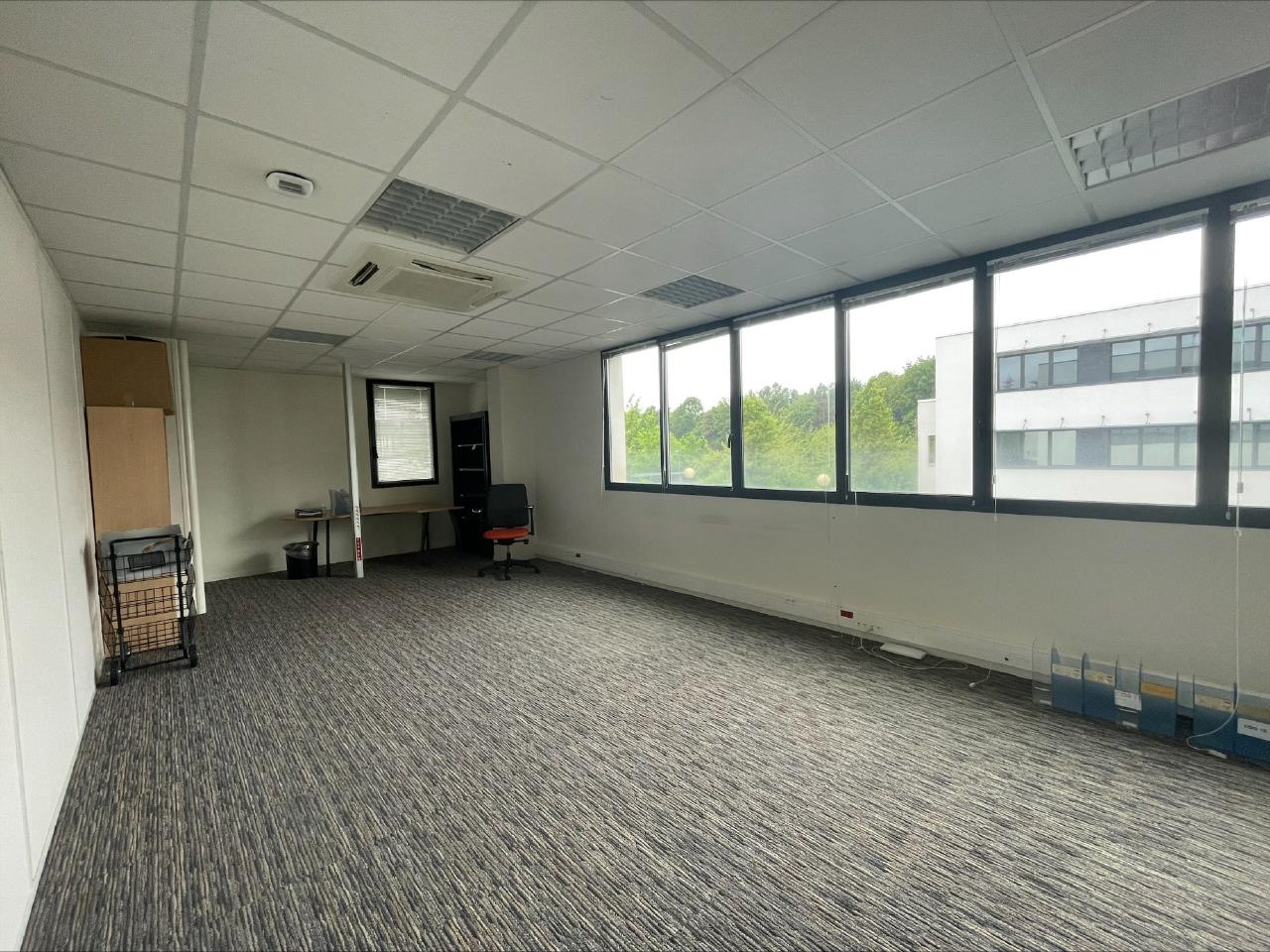 Location bureau Rennes Ille-et-Vilaine OLBUR2422845 8