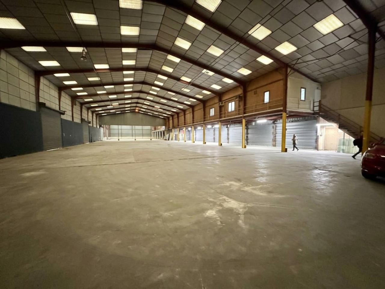 Location local d'activité Fleury-les-Aubrais Loiret OLACT2646169 4