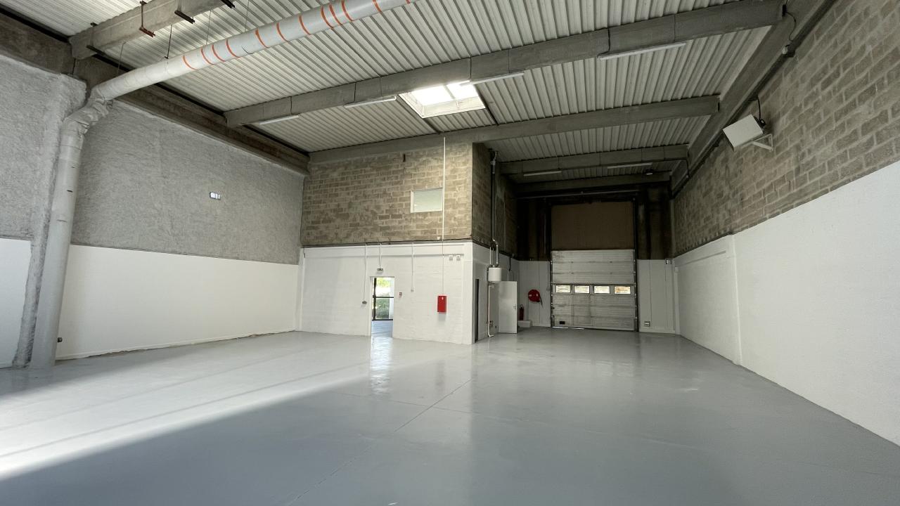 Location entrepôt Coignières Yvelines OLLOG2001318 1