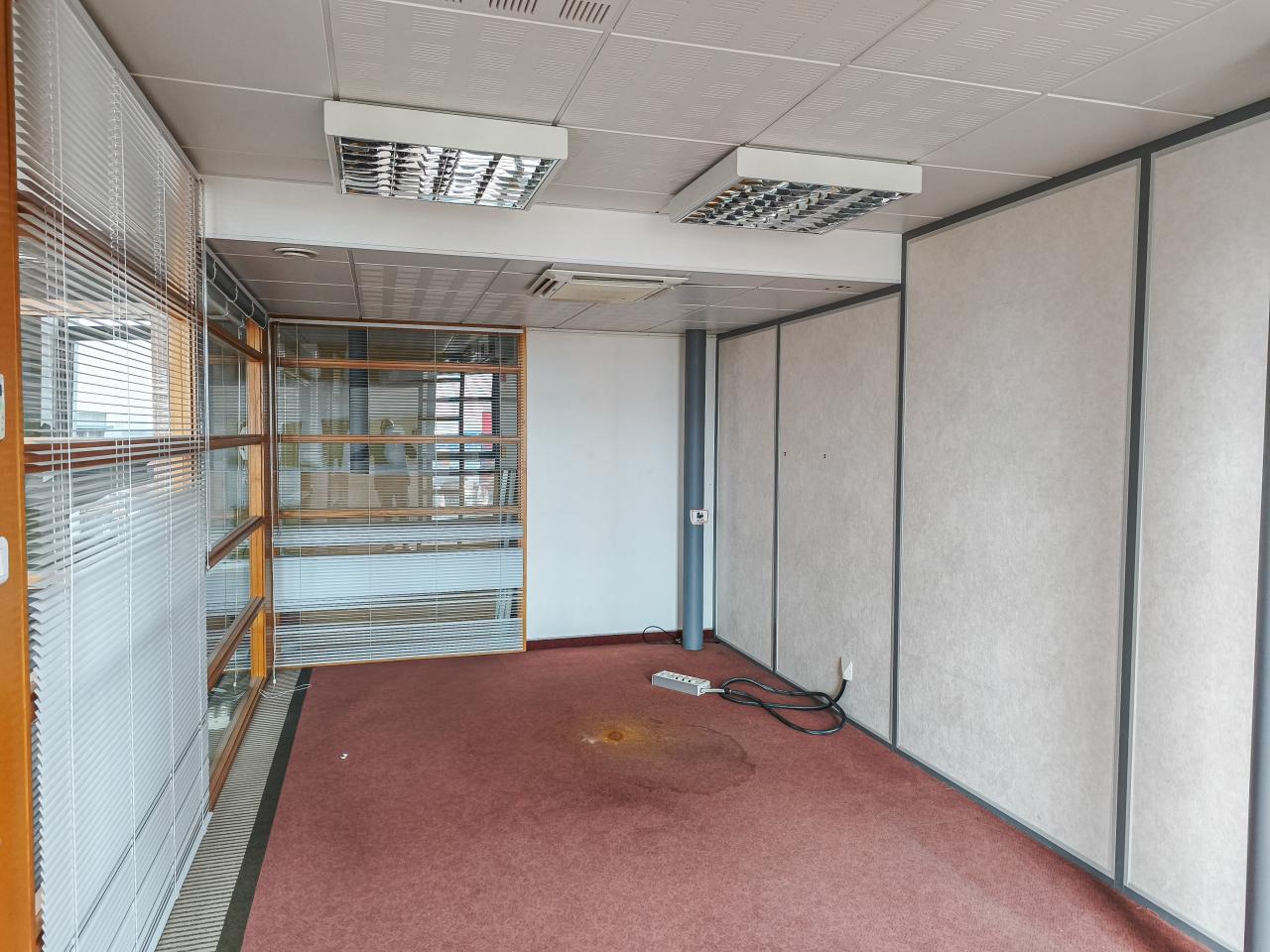 Vente bureau Rennes Ille-et-Vilaine OVBUR2638335 4