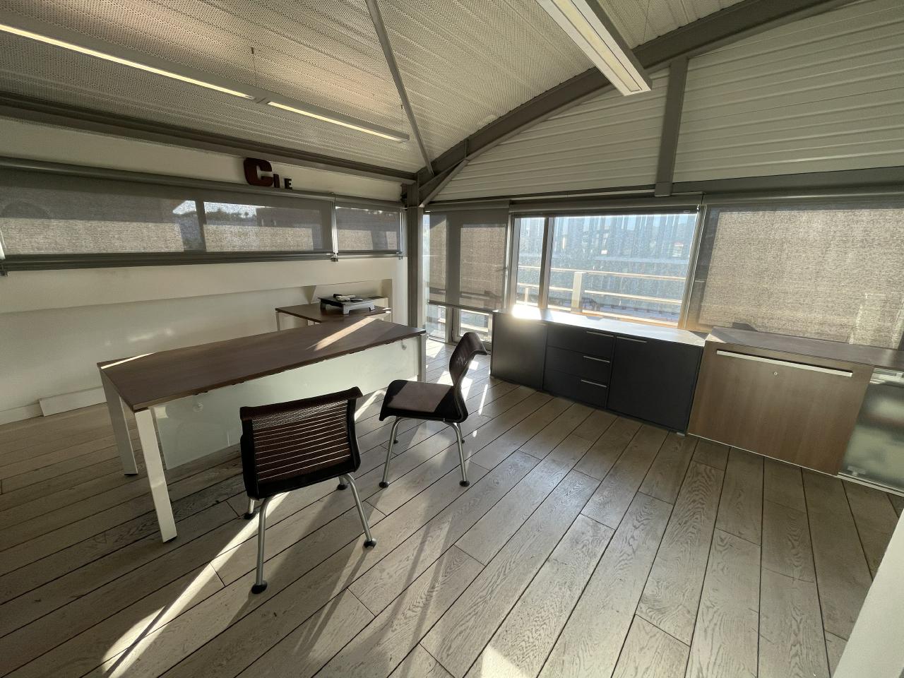 Location bureau Fréjus Var OLBUR2318196 5