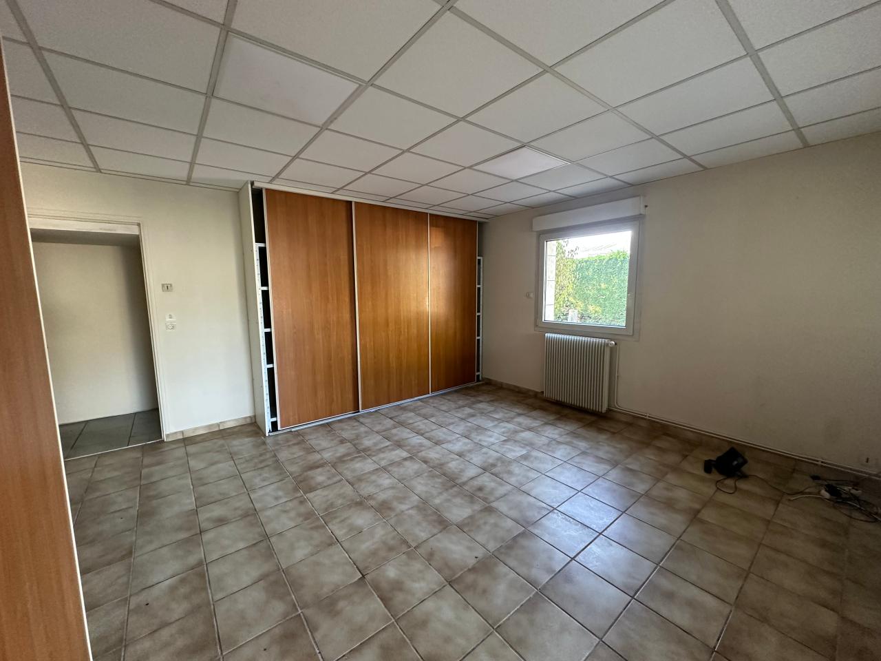 Vente local d'activité Montlouis-sur-Loire Indre-et-Loire OVACT2643676 1