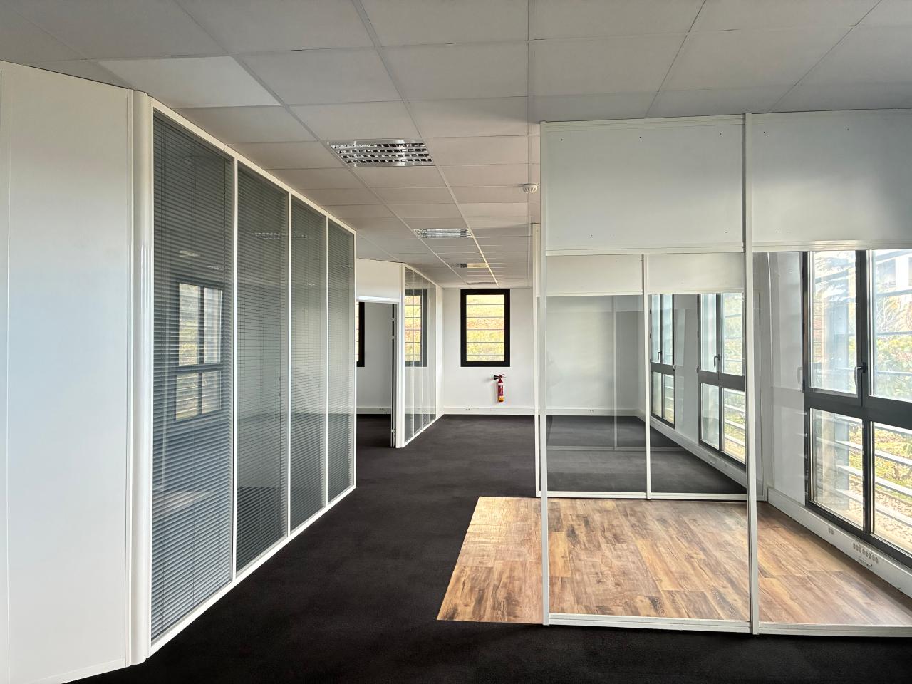 Location bureau Aix-en-Provence Bouches-du-Rhône OLBUR2531599 9