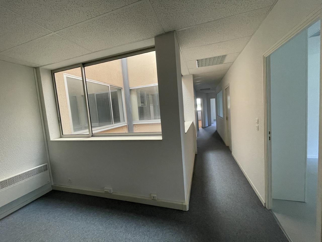 Location bureau Vern-sur-Seiche Ille-et-Vilaine OLBUR2112780 5