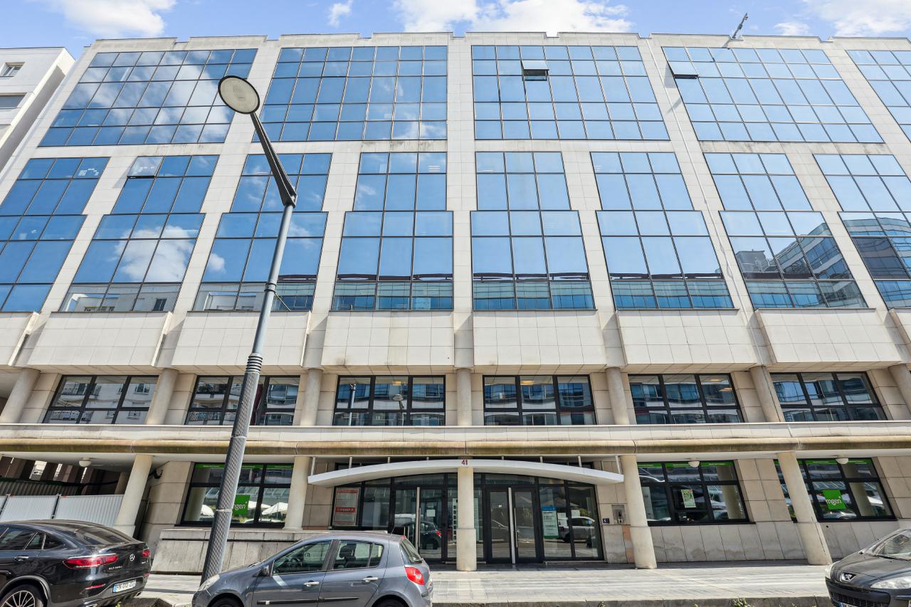 Location bureau Montigny-le-Bretonneux Yvelines OLBUR2317544 3