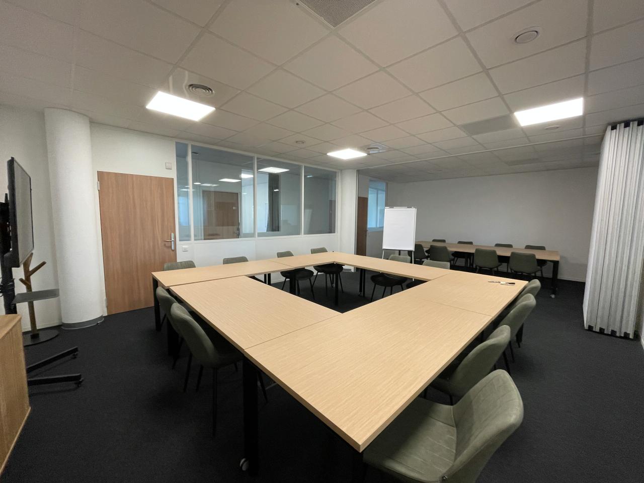 Location coworking Aix-en-Provence Bouches-du-Rhône OLBUR2318255 3