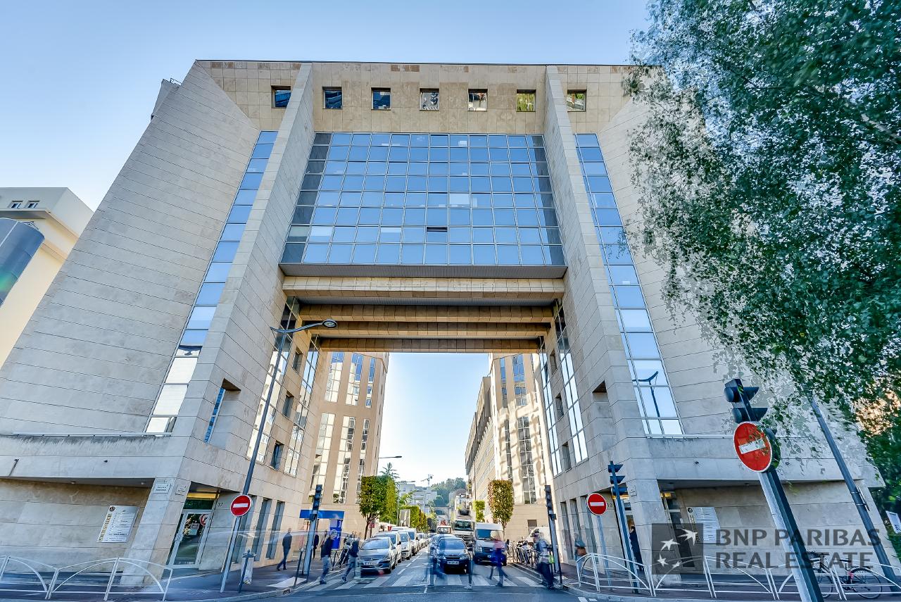 Location bureau Issy-les-Moulineaux Hauts-de-Seine OLBUR2104540