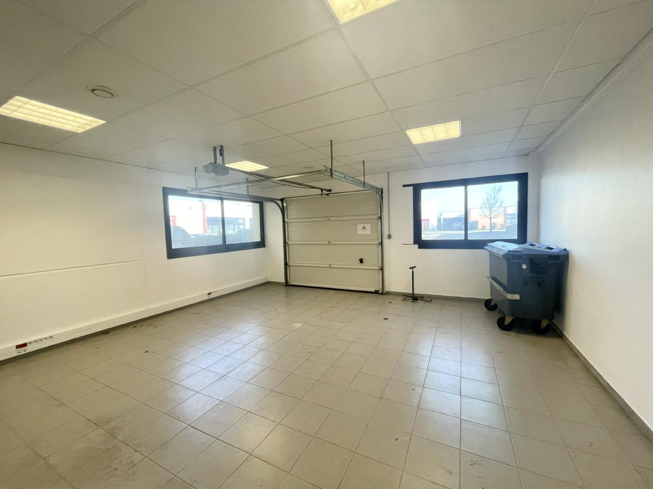 Vente bureau Eckbolsheim Bas-Rhin OVBUR2423435 6