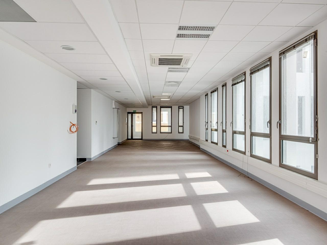 Location bureau Marseille Bouches-du-Rhône OLBUR2313226 4