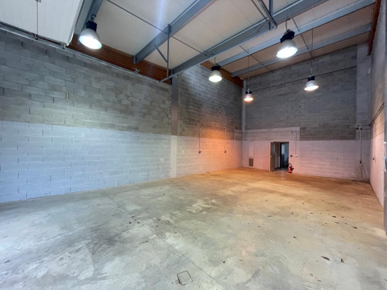 Location local d'activité Castries Hérault OLACT2529465 9