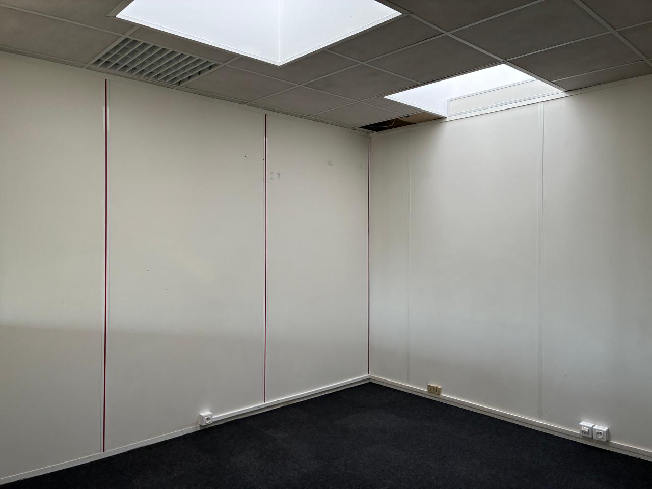 Location bureau Meyreuil Bouches-du-Rhône OLBUR2528805 24