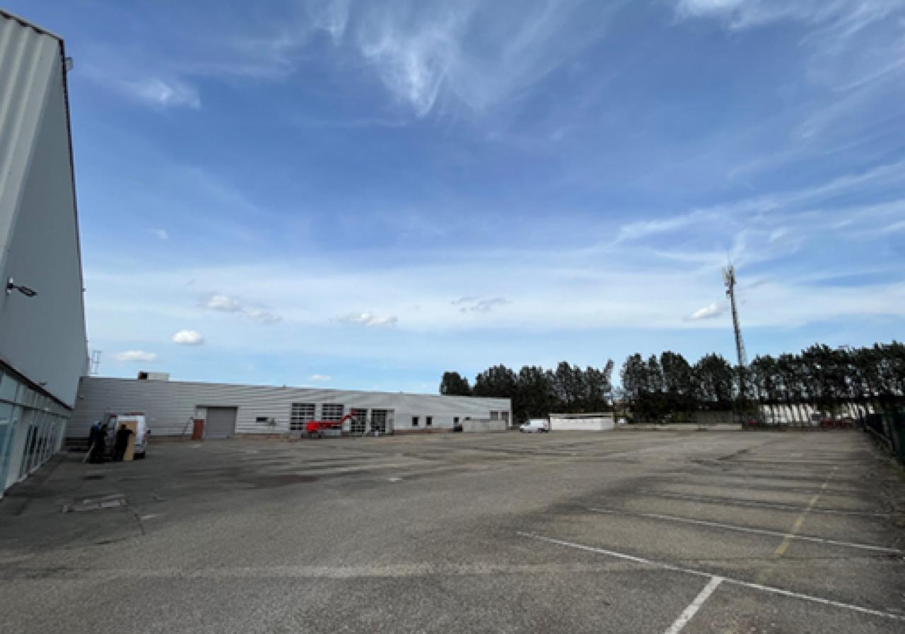 Location local d'activité Vénissieux Rhône OLACT2109532 9