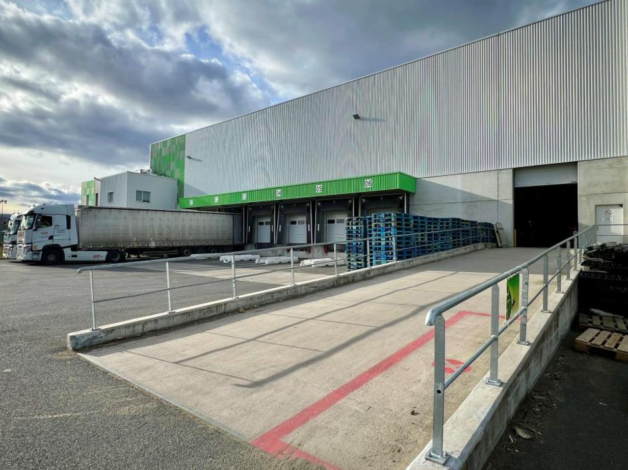 Location entrepôt classe a Cournon-d'Auvergne Puy-de-Dôme OLLOG2530388 4