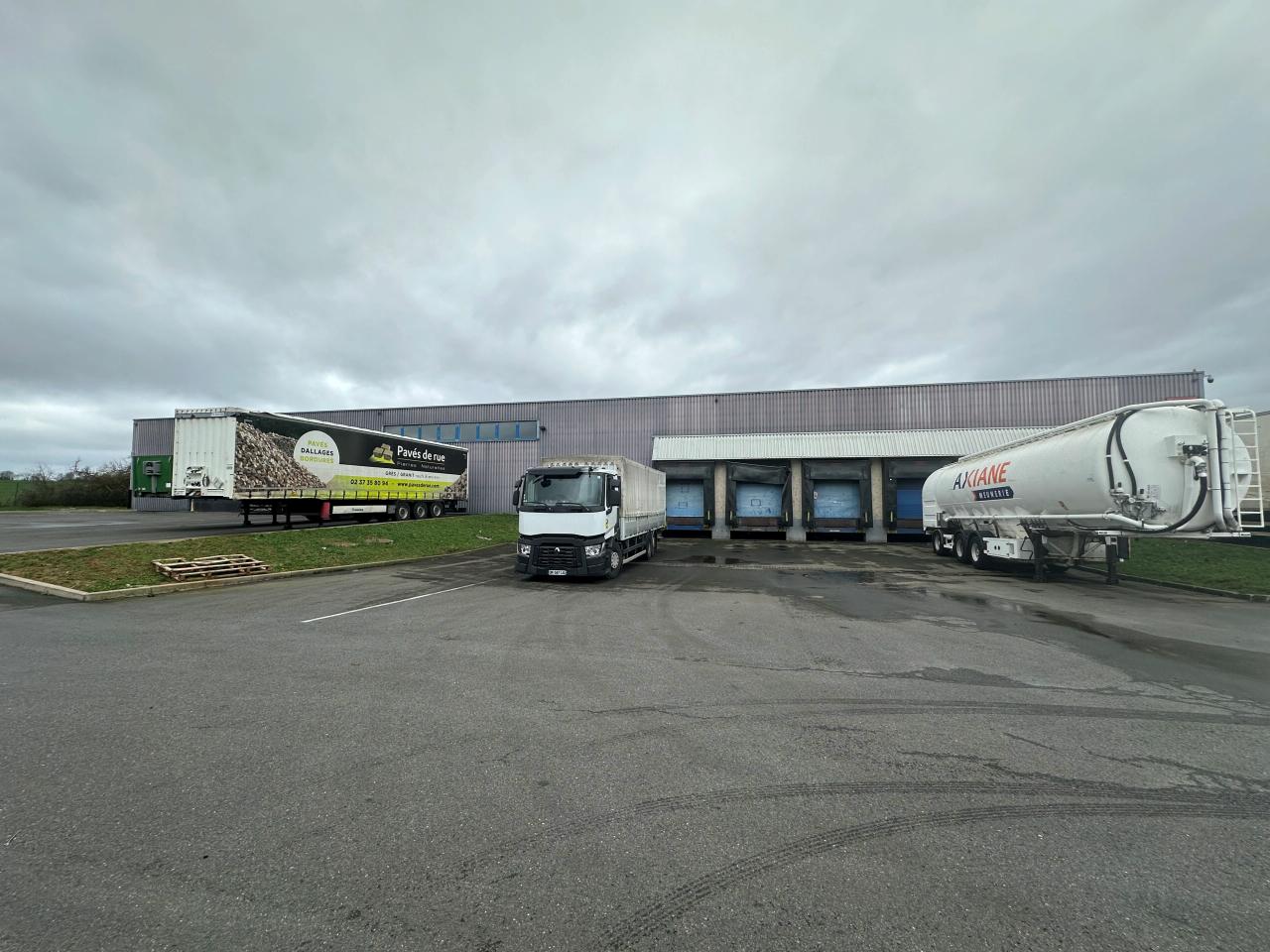 Location local d'activité Égly Essonne OLACT2424316