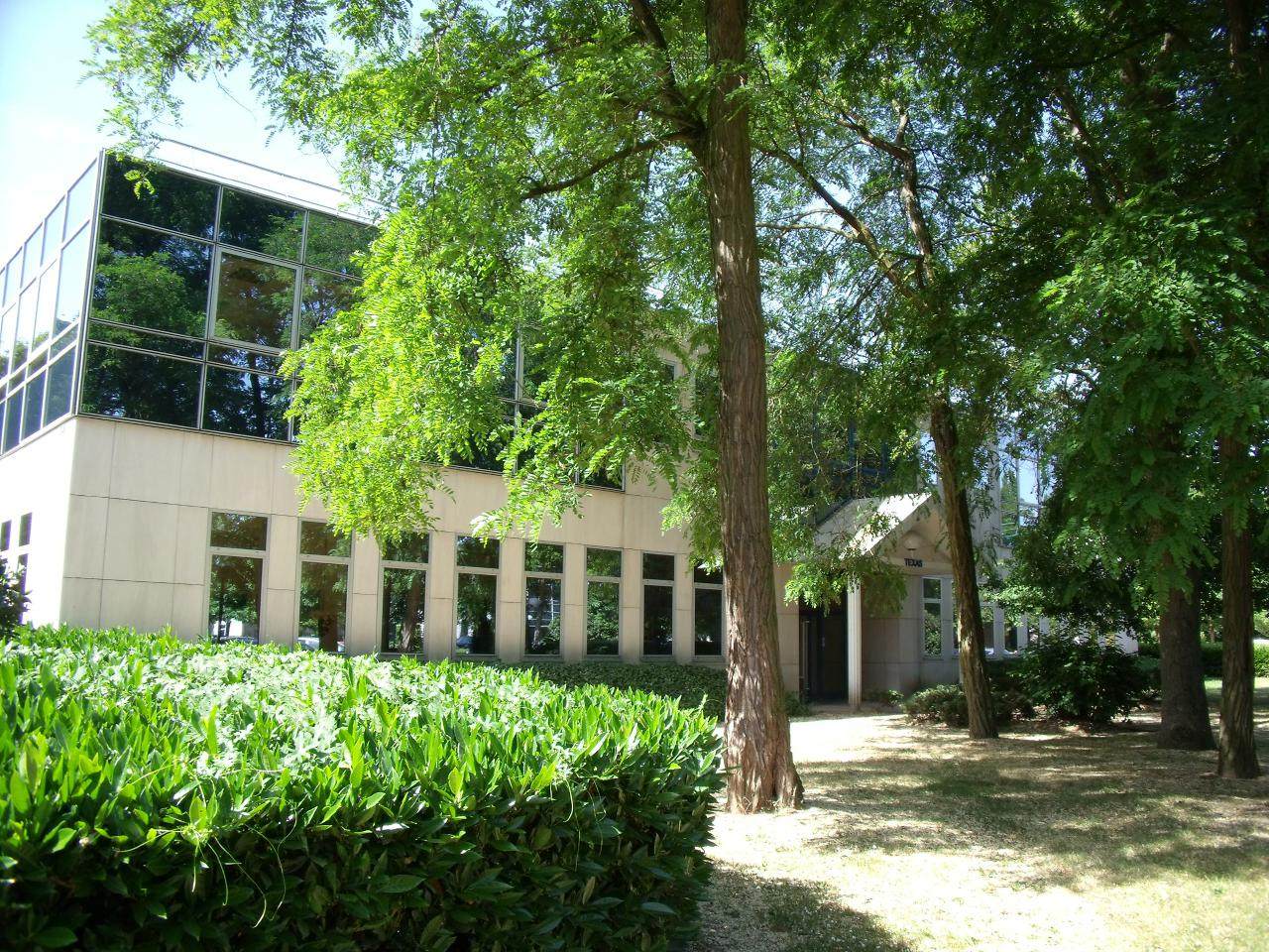 Location bureau Éragny Val-d'Oise OLBUR2204786 1