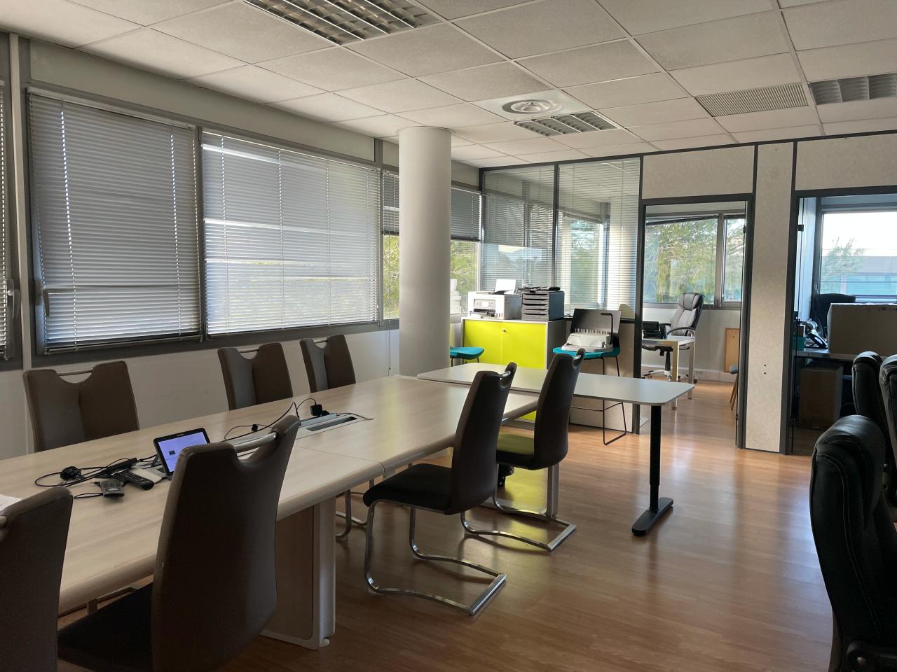 Location bureau Aix-en-Provence Bouches-du-Rhône OLBUR2117207 4