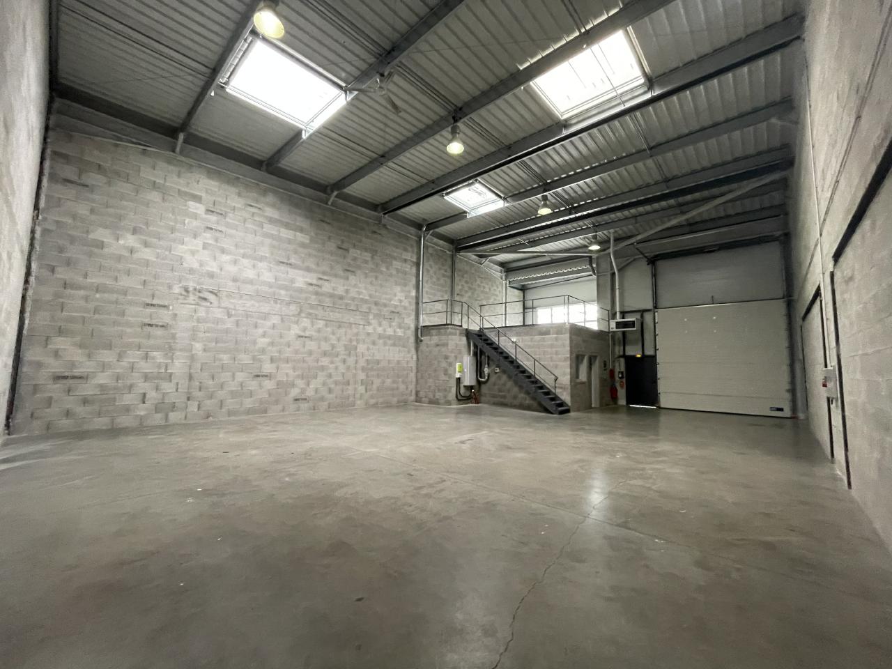 Location local d'activité Vénissieux Rhône OLACT2109388 1