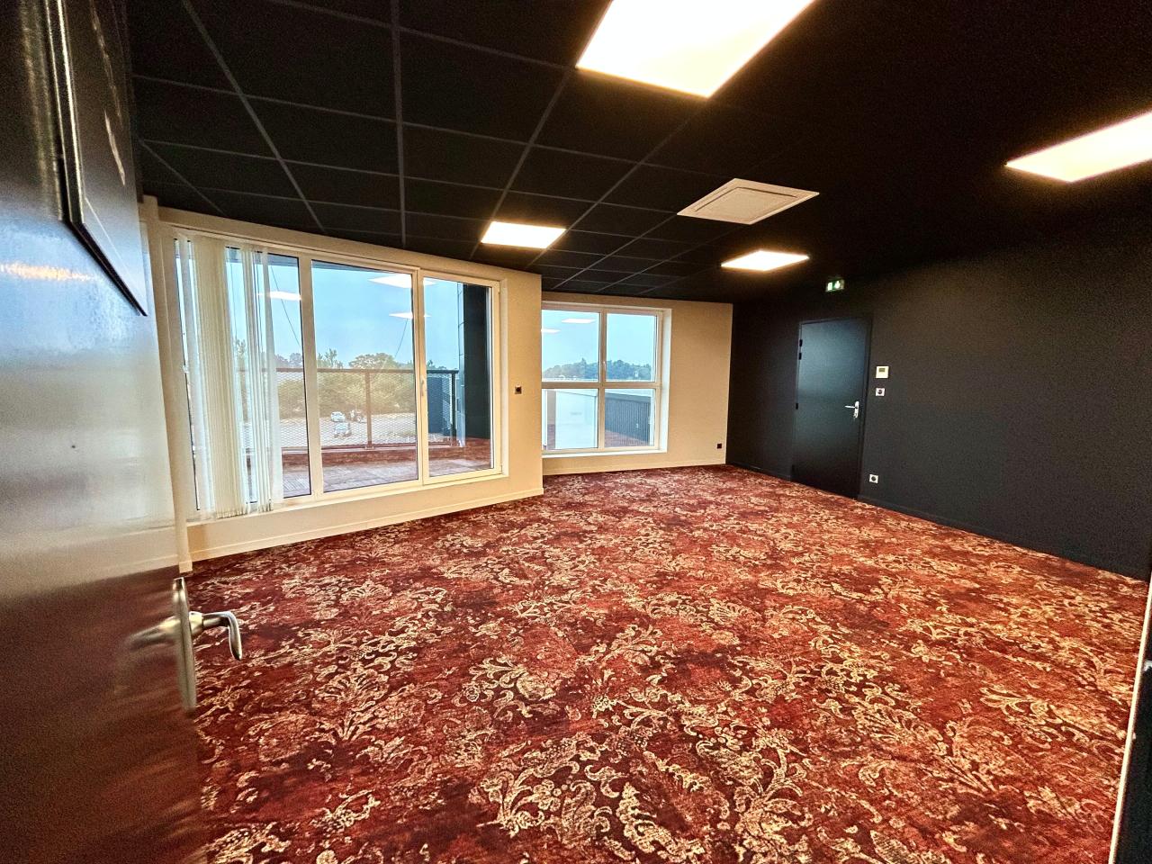 Location bureau Noyal-Châtillon-sur-Seiche Ille-et-Vilaine OLBUR2317392 6