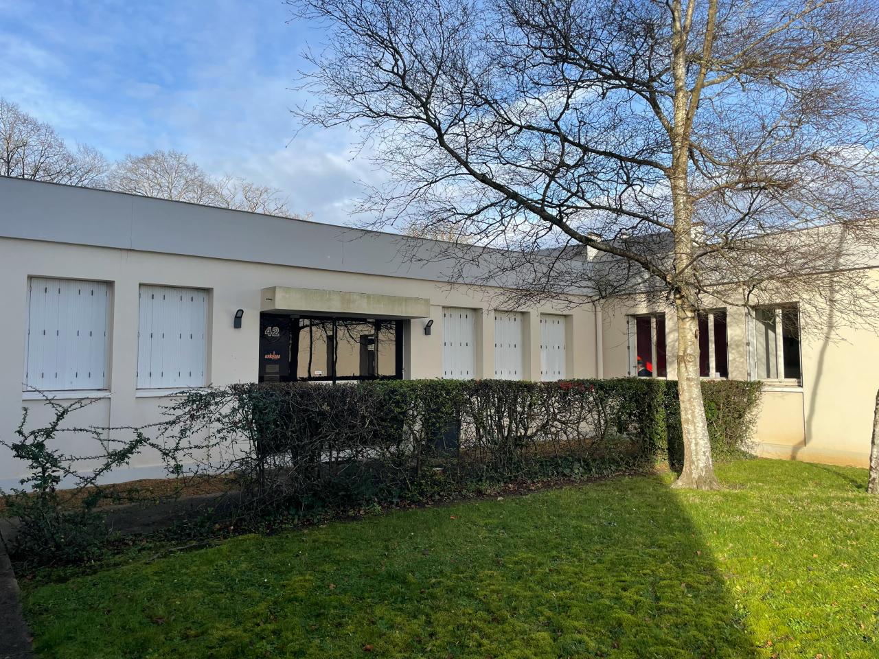 Location bureau Saint-Cyr-sur-Loire Indre-et-Loire OLBUR2528845 1