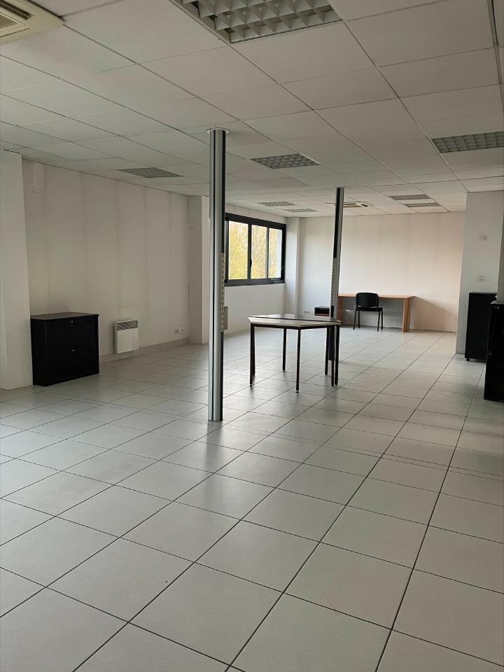 Location bureau Vern-sur-Seiche Ille-et-Vilaine OLBUR2112864 5