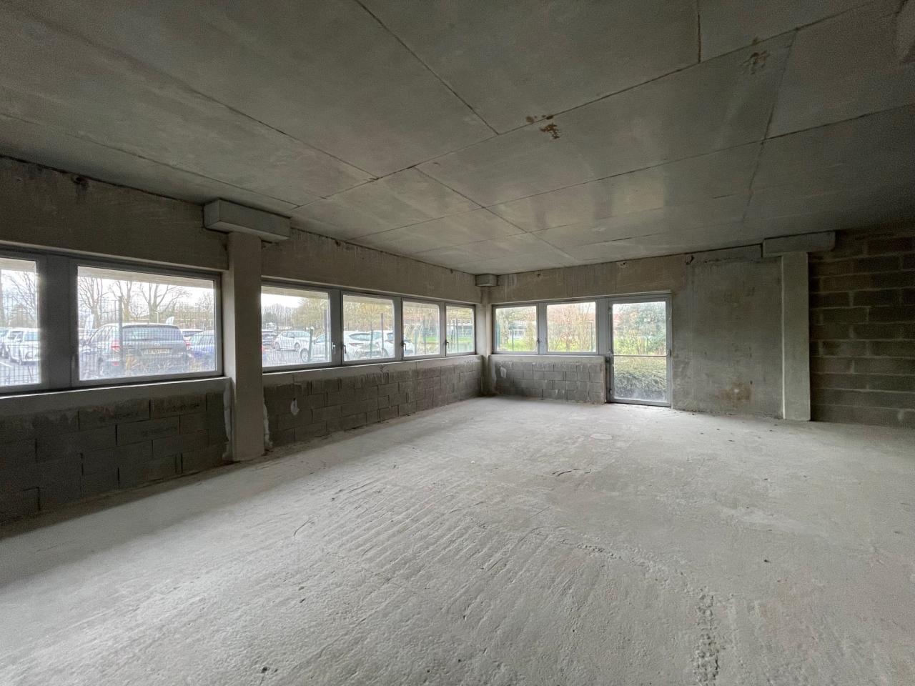 Vente bureau Blendecques Pas-de-Calais OVBUR2532576 6