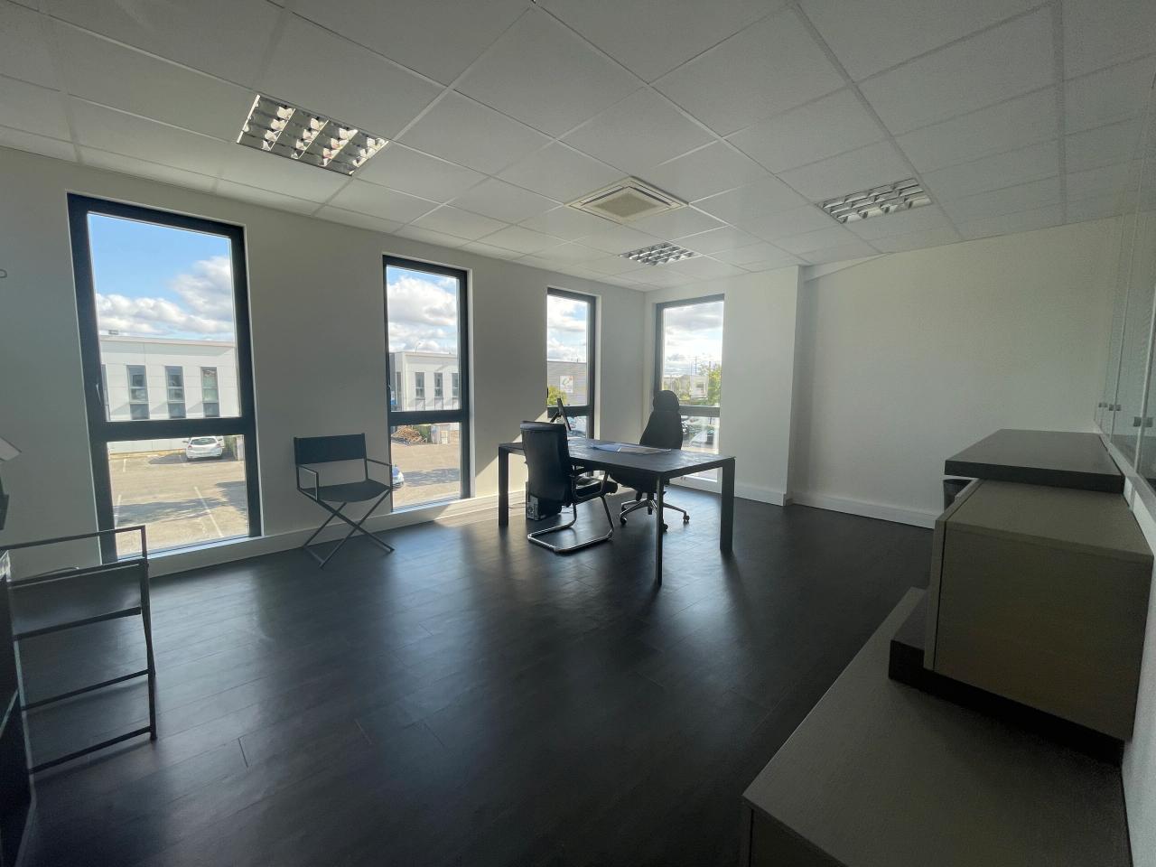 Vente local d'activité Vénissieux Rhône OVACT2534126 12