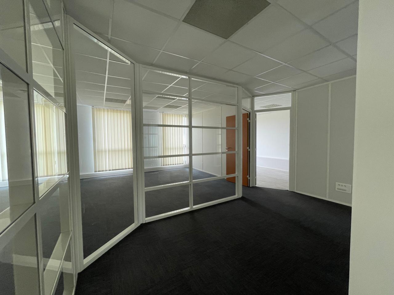 Location bureau Aix-en-Provence Bouches-du-Rhône OLBUR2530639 6