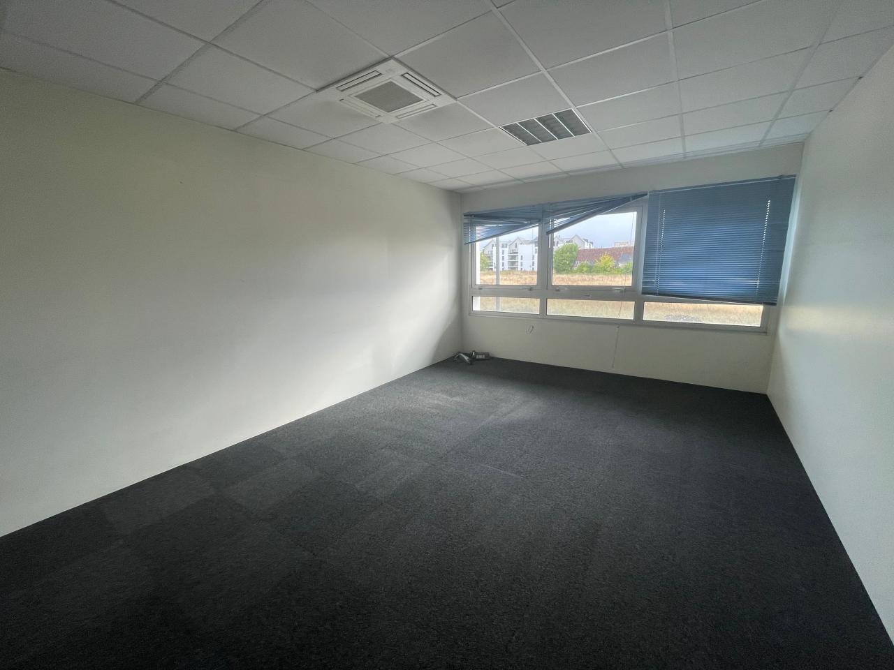 Location bureau Tours Indre-et-Loire OLBUR2318227 7