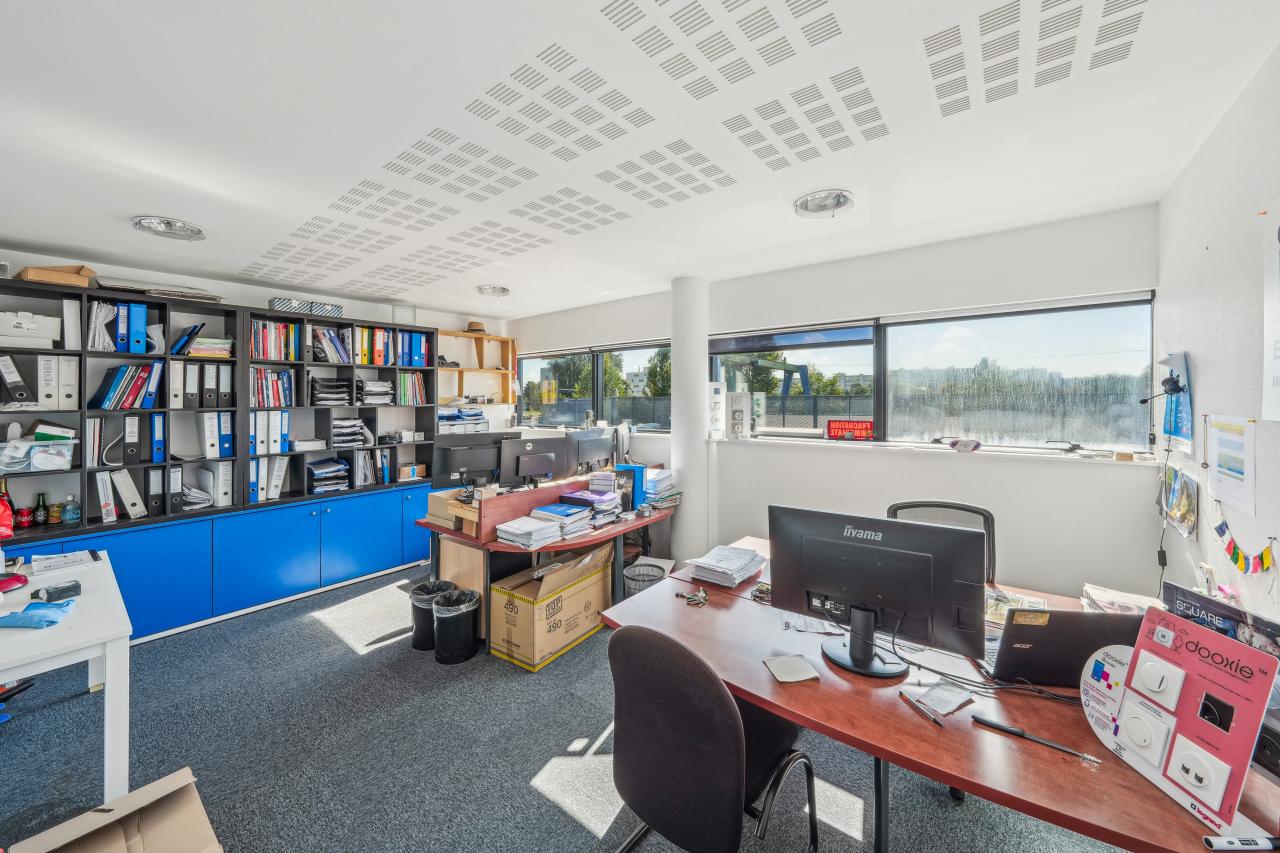 Vente bureau Bruges Gironde OVBUR2425990 11