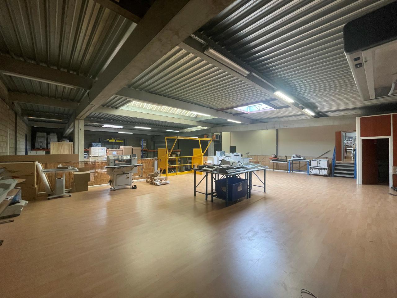 Vente local d'activité Trappes Yvelines OVACT2424219 8