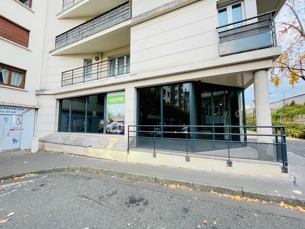 Location commerce Courbevoie Hauts-de-Seine OLCOM2537278