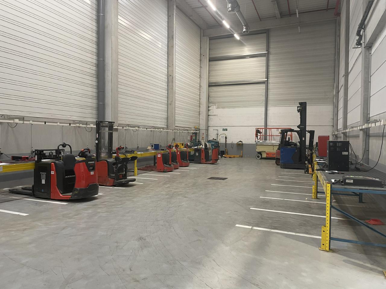 Location entrepôt classe a Lauwin-Planque Nord OLLOG2312007 24