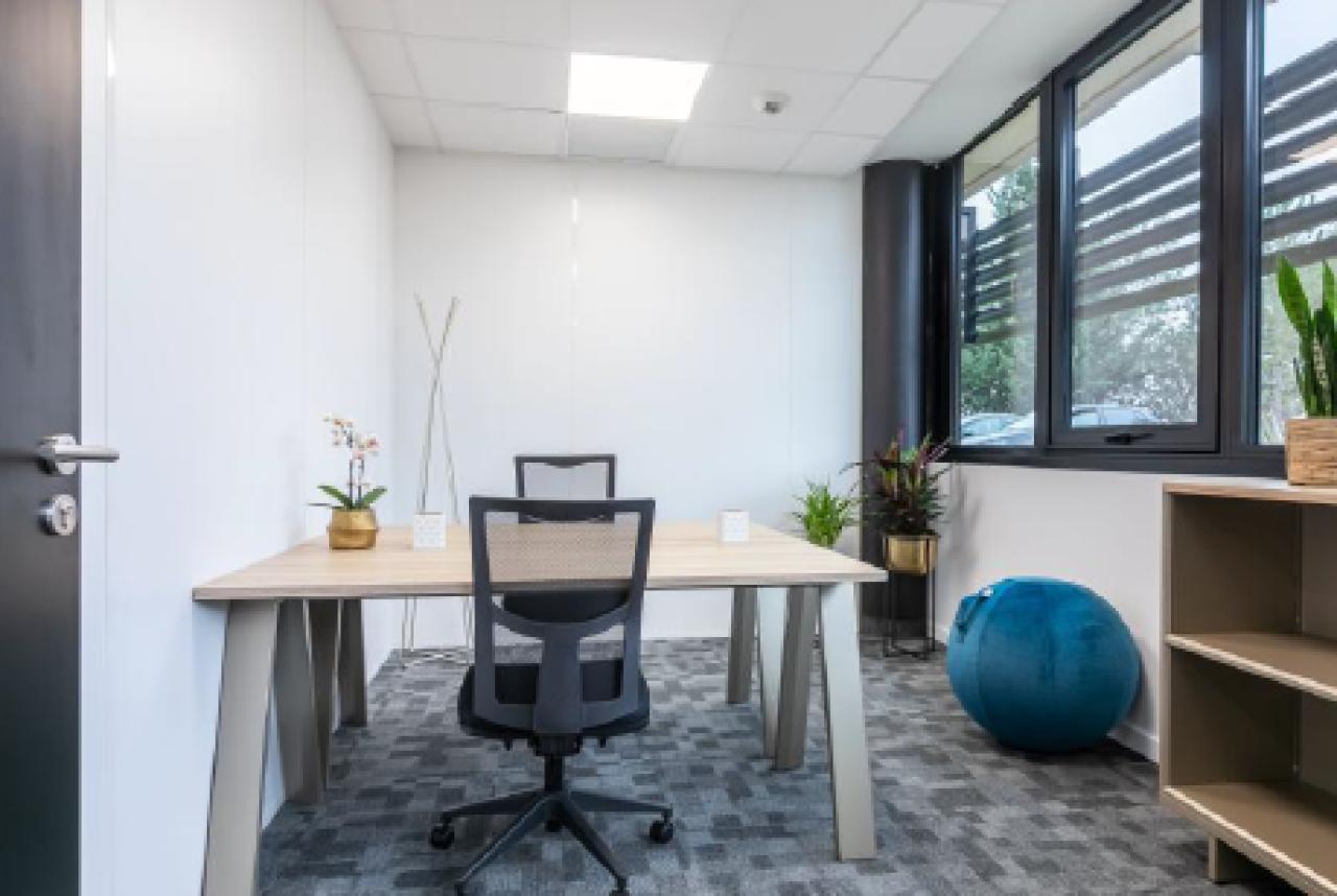 Location coworking Sophia Antipolis Alpes-Maritimes OLBUR2202798 3