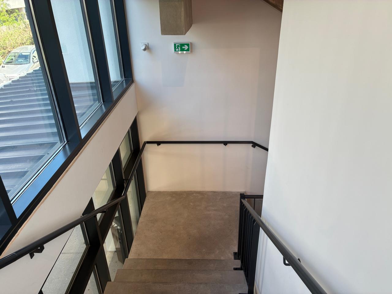 Location bureau Aix-en-Provence Bouches-du-Rhône OLBUR2115155 2