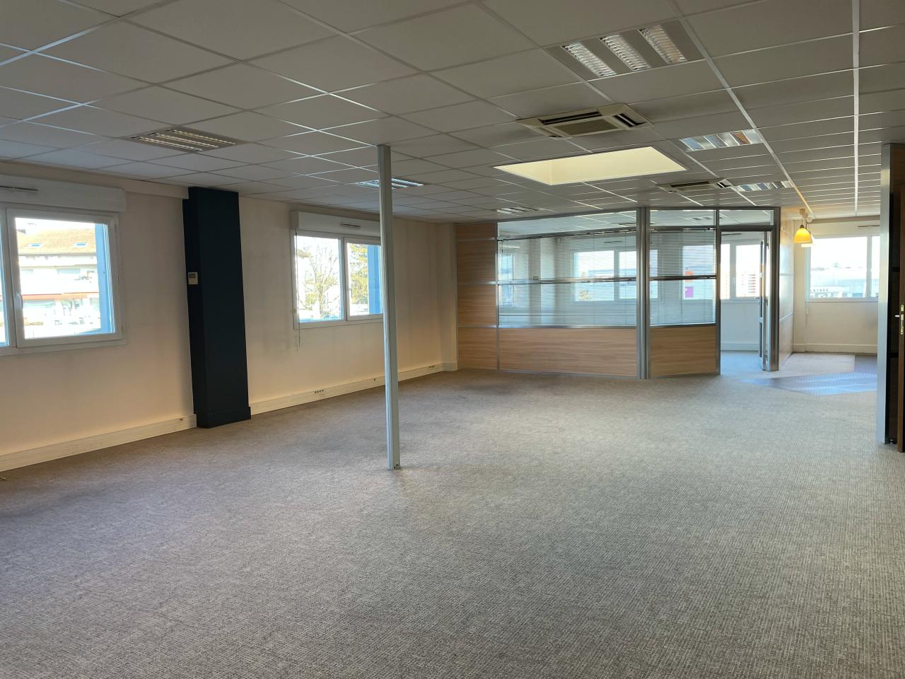 Vente bureau Meythet Haute-Savoie OVBUR2531153 1