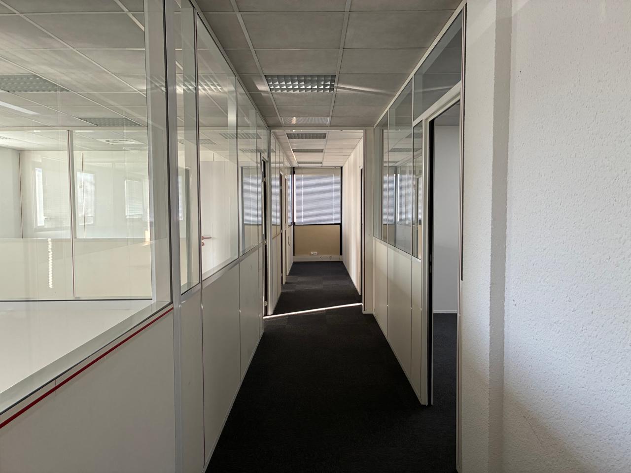 Location bureau Meyreuil Bouches-du-Rhône OLBUR2528805 4