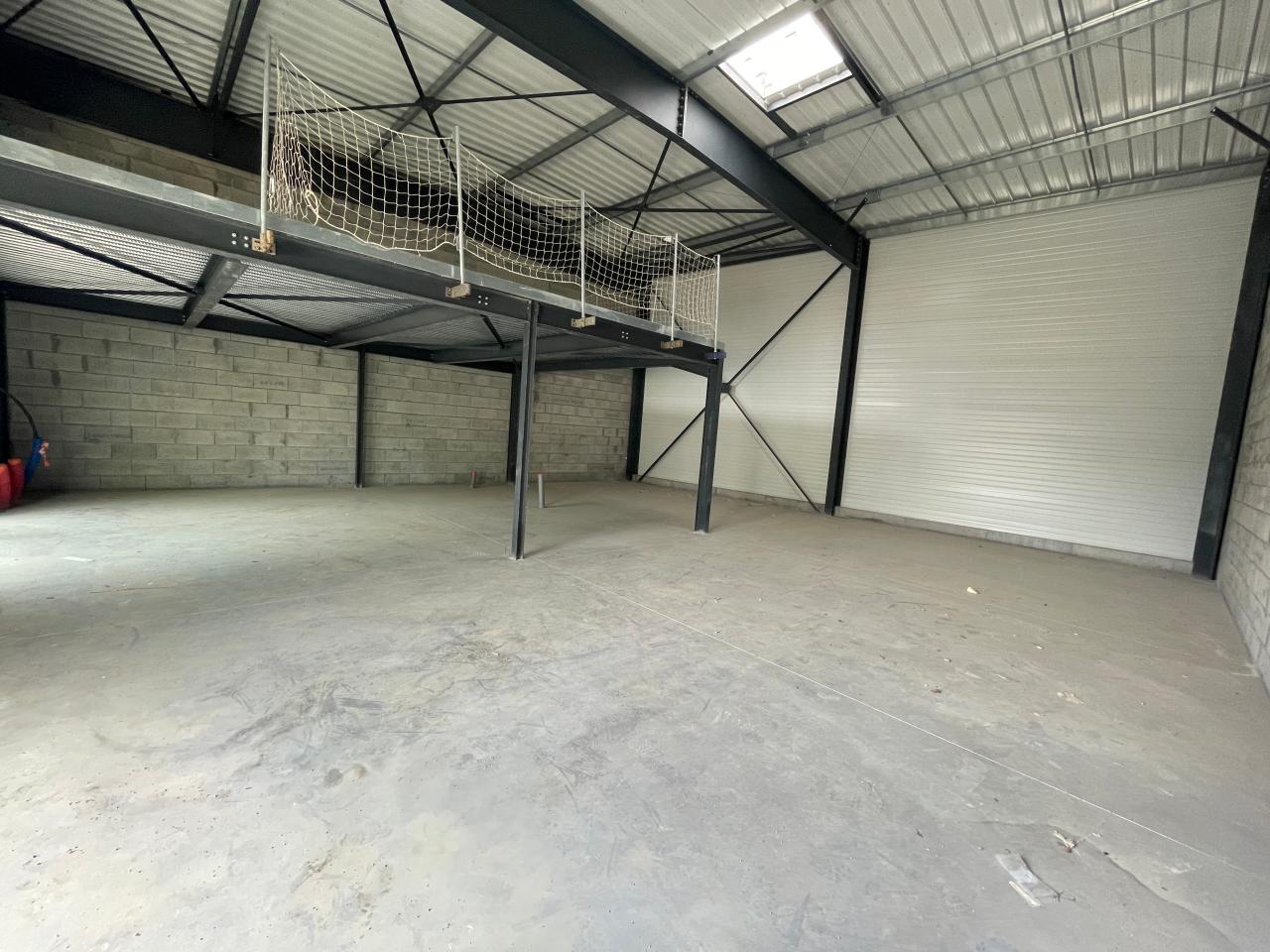 Vente local d'activité Saint-Aubin-du-Cormier Ille-et-Vilaine OVACT2535286 3