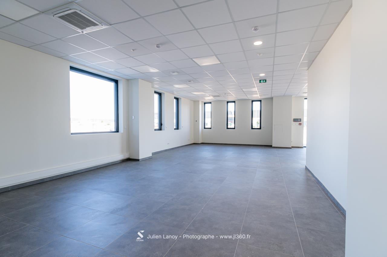 Location entrepôt classe a Poupry Eure-et-Loir OLLOG2116012 1