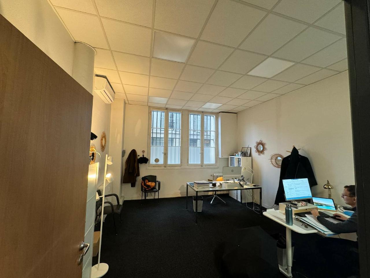 Vente bureau Marseille Bouches-du-Rhône OVBUR2422691 1