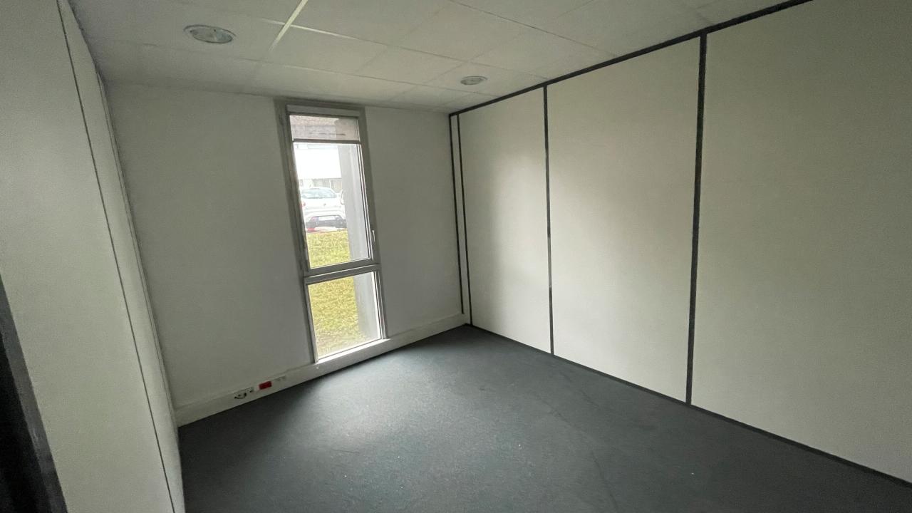Location bureau Tours Indre-et-Loire OLBUR2643918 4