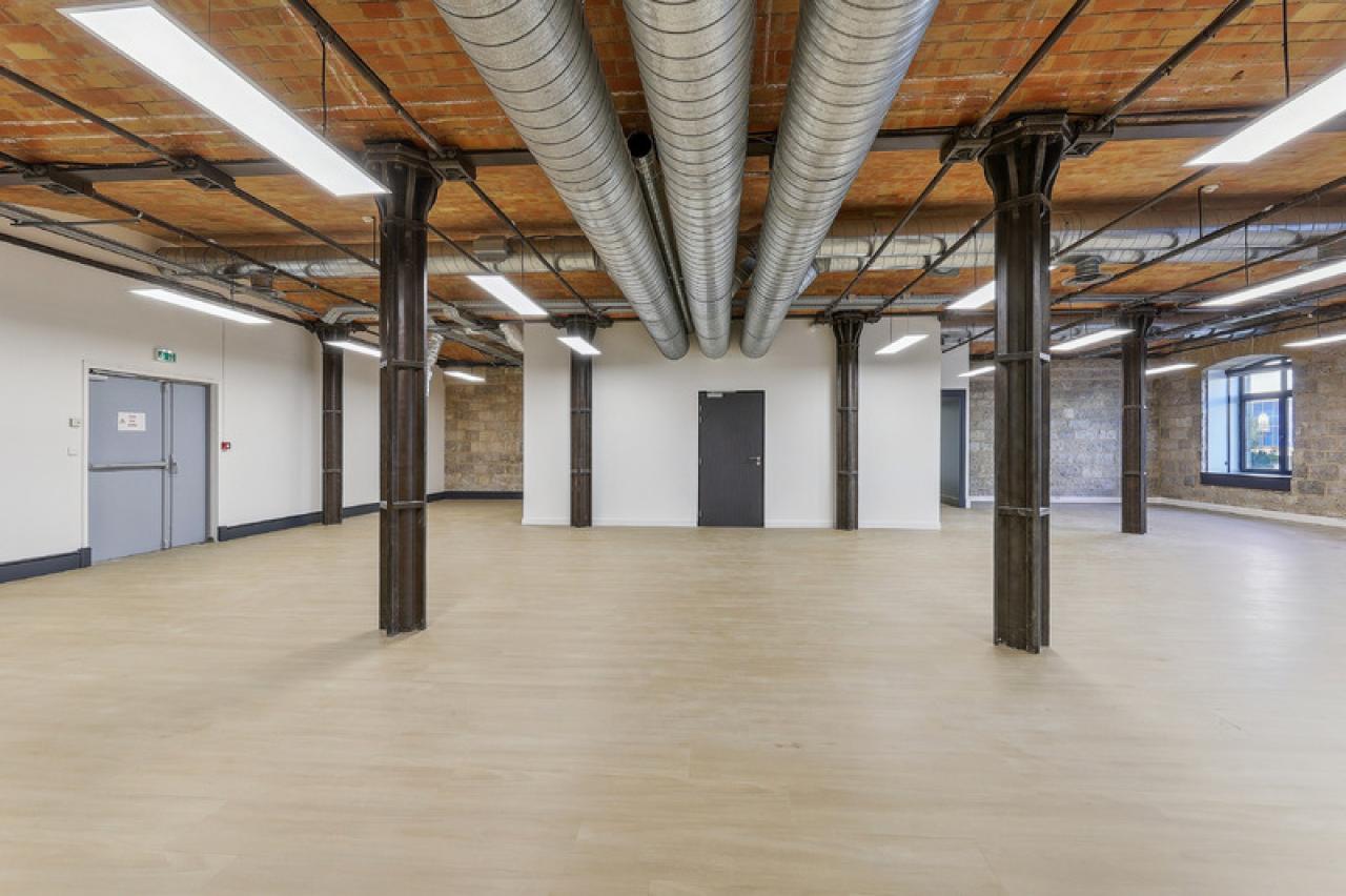 Location bureau Marseille Bouches-du-Rhône OLBUR2114777 3