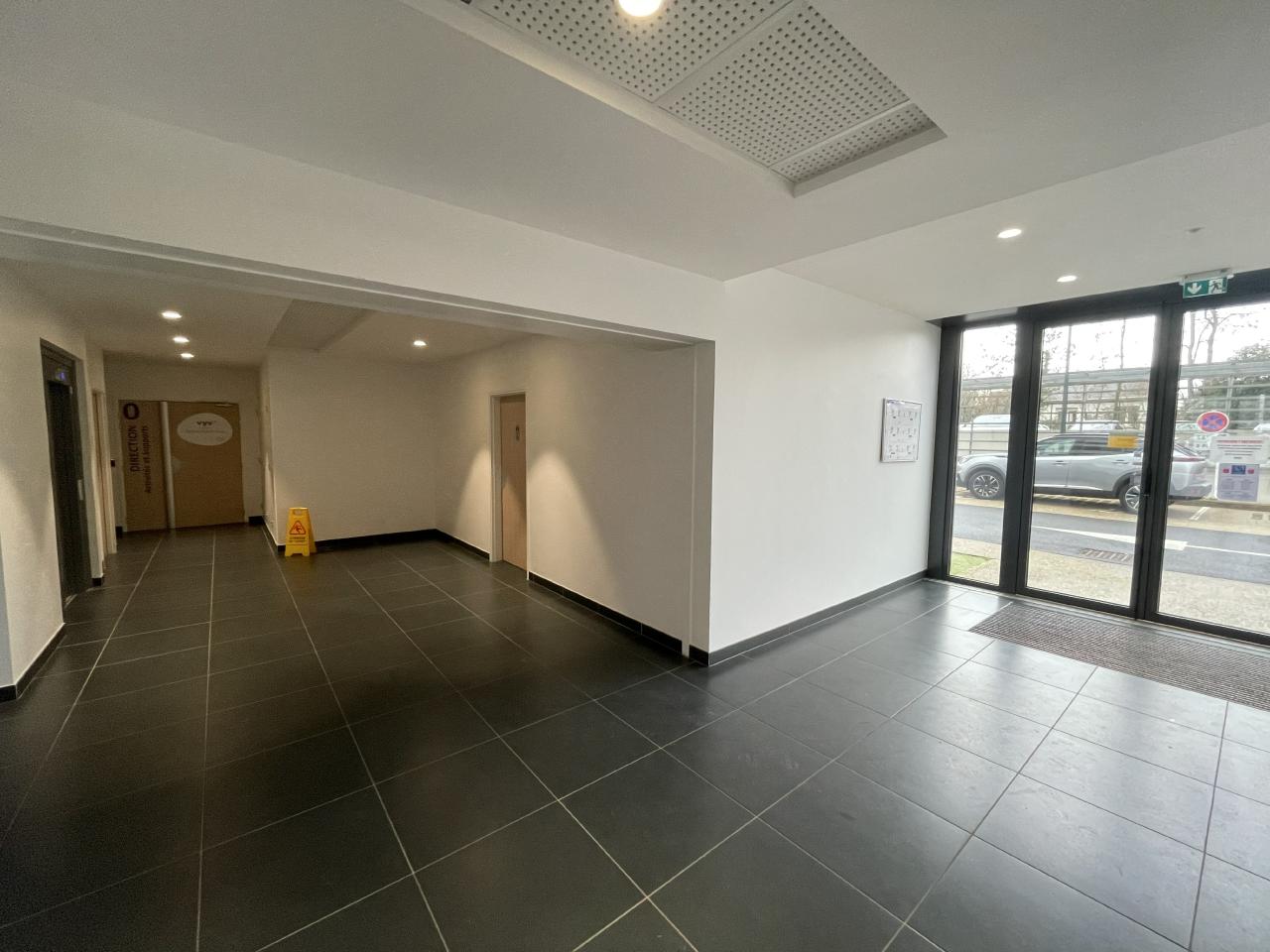 Location bureau Tours Indre-et-Loire OLBUR2419703 4