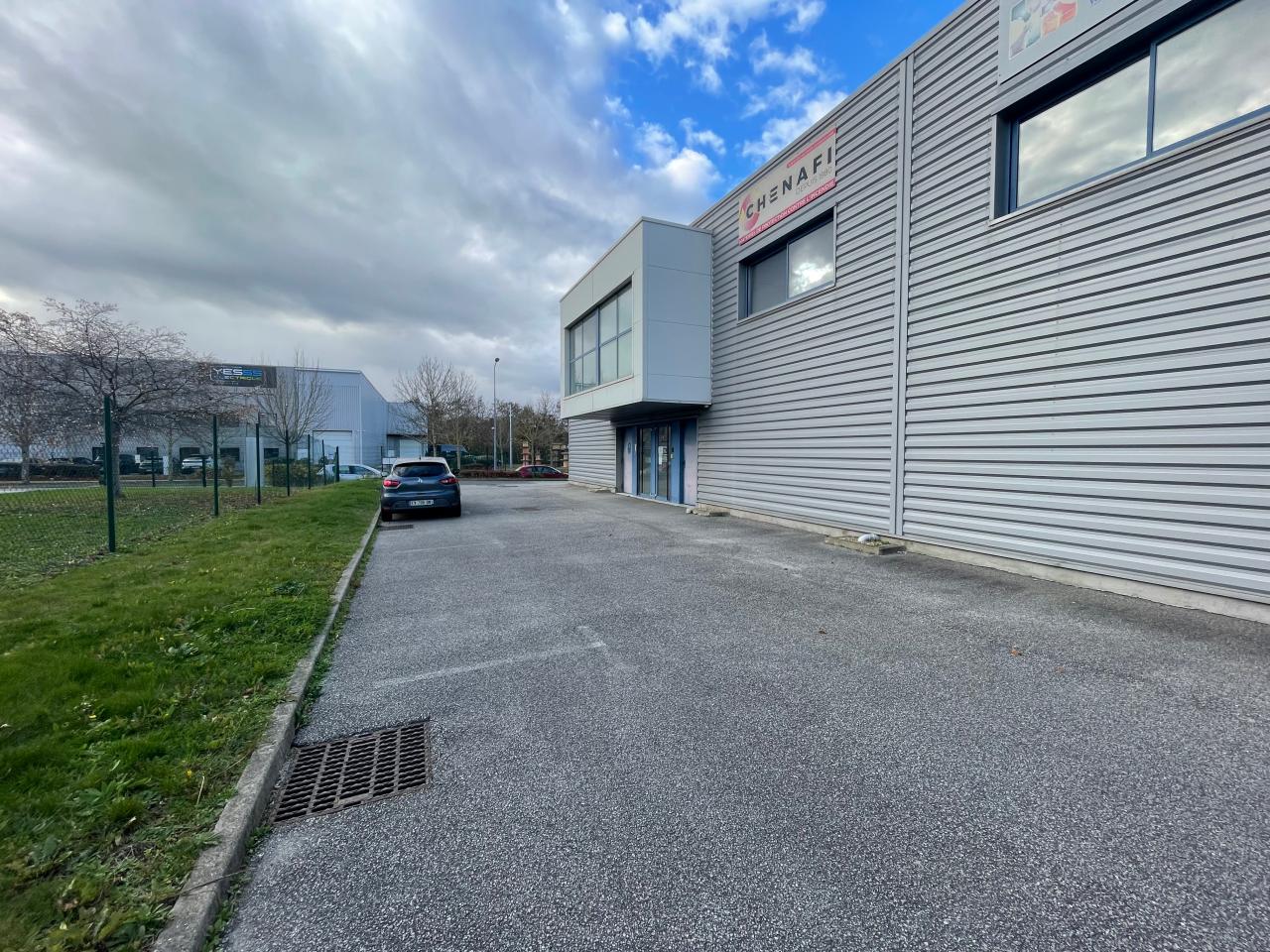 Vente local d'activité Aubergenville Yvelines OVACT2537068 5