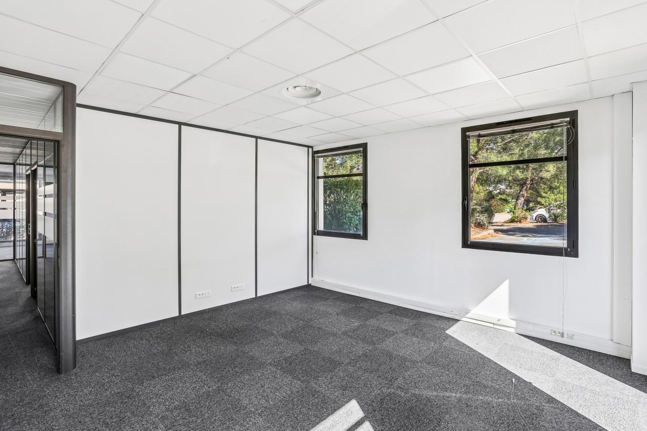 Location bureau Aix-en-Provence Bouches-du-Rhône OLBUR2428083 13