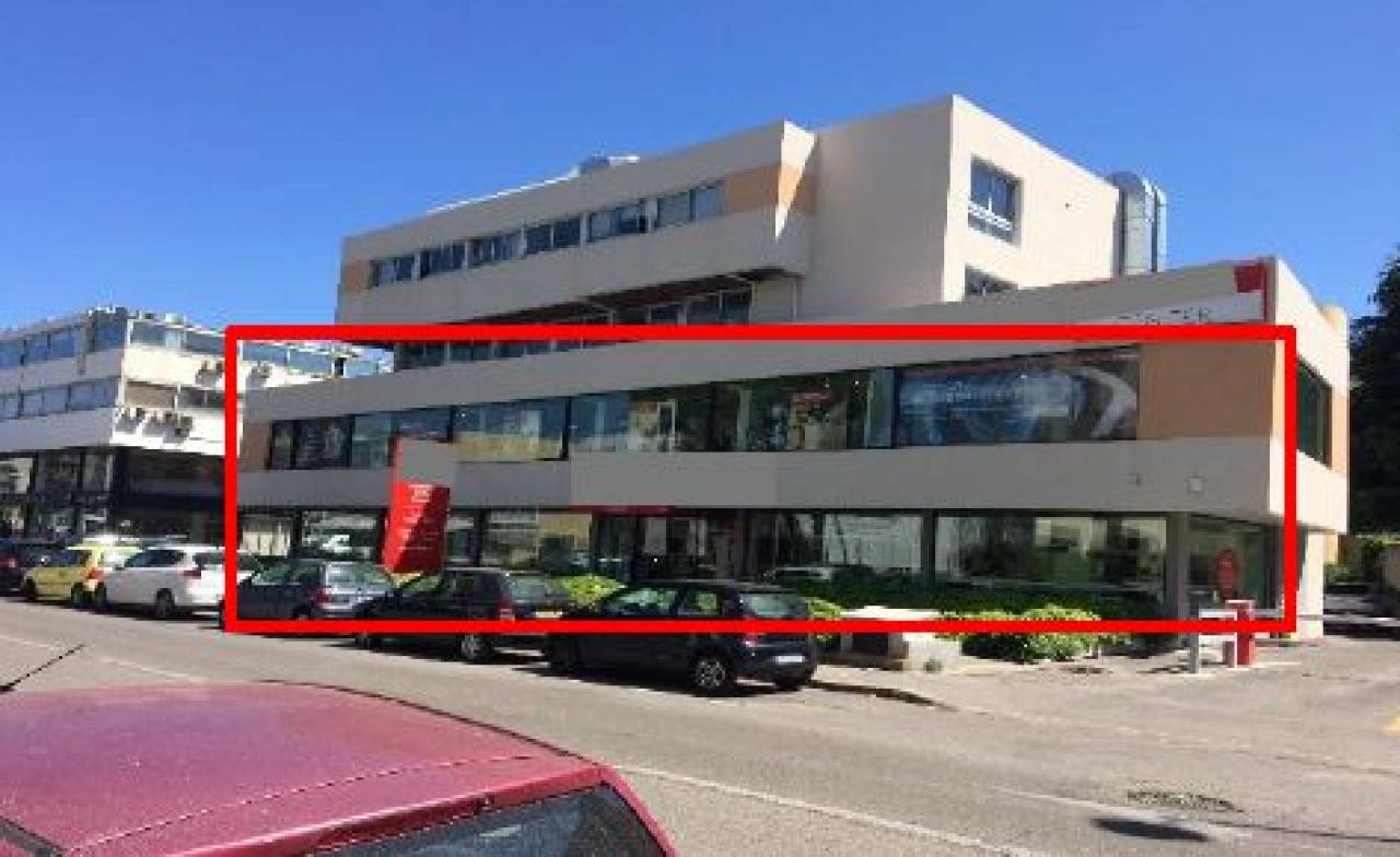 Location commerce Saint-Laurent-du-Var Alpes-Maritimes OLCOM2426147