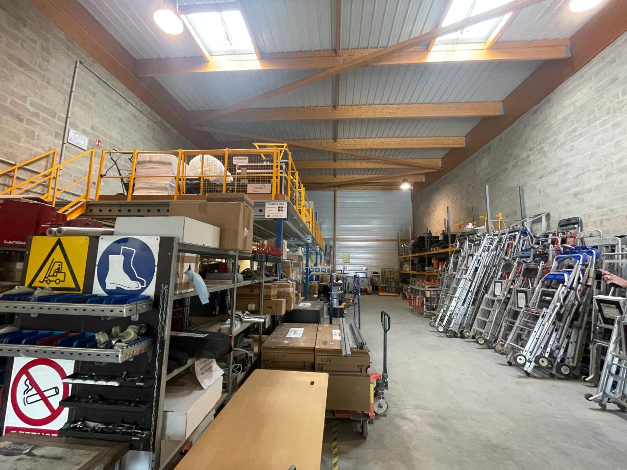 Location local d'activité Élancourt Yvelines OLACT2640679 12